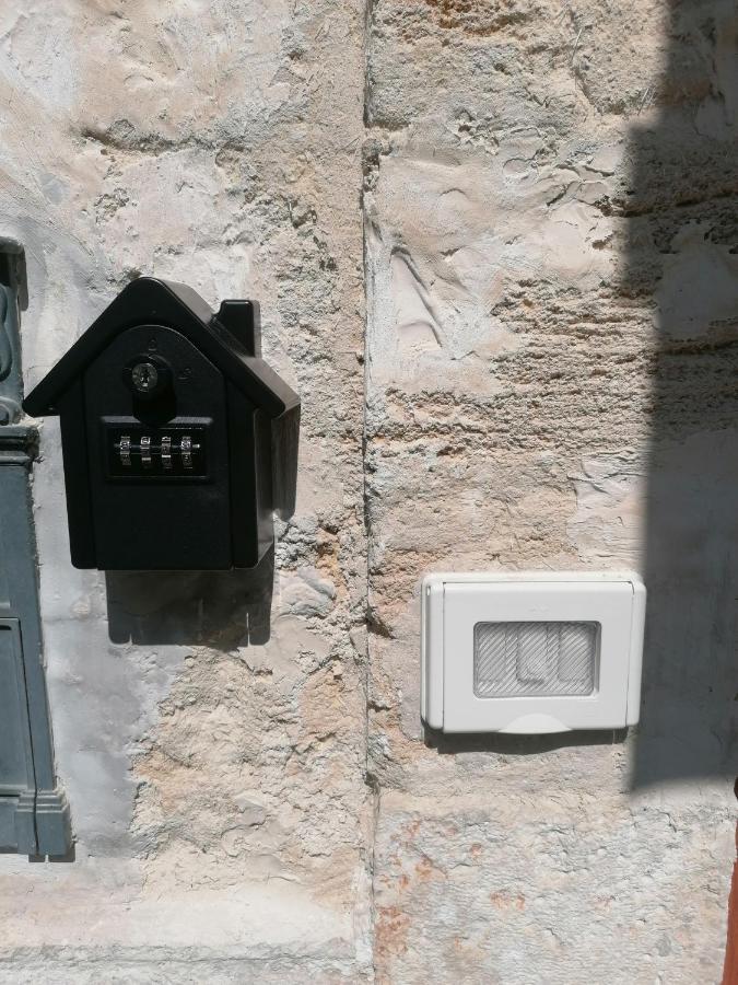 Home Sweet Home Rooms Bari Exterior photo