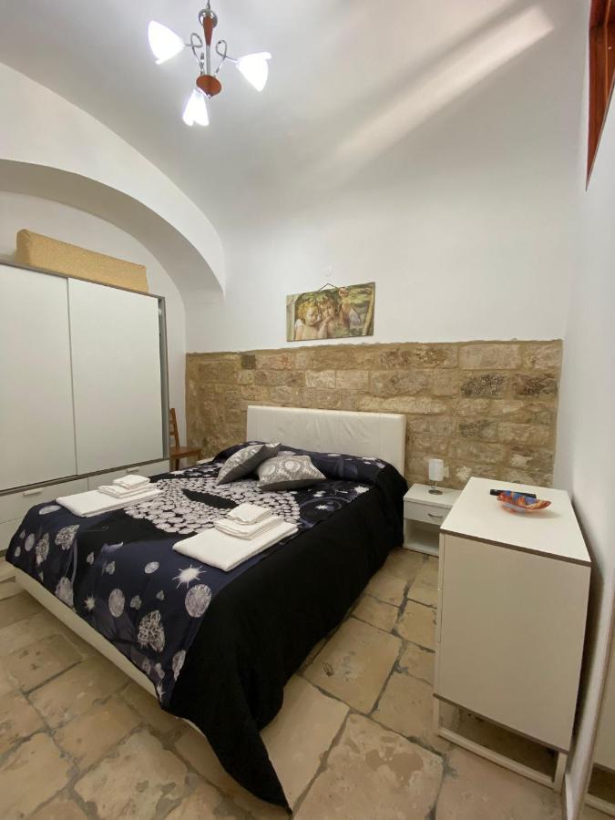 Home Sweet Home Rooms Bari Exterior photo